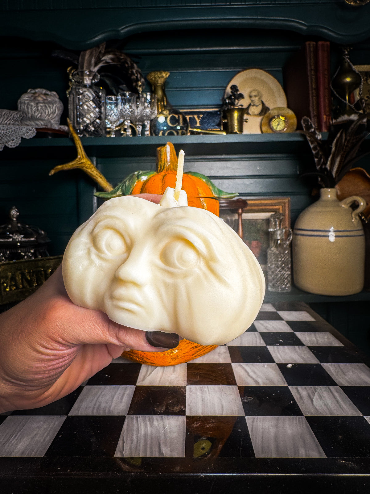 The Nosey Nephew | The Residents Collection